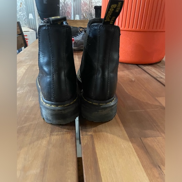Dr. Marten Chelsea boots - Picture 4 of 4